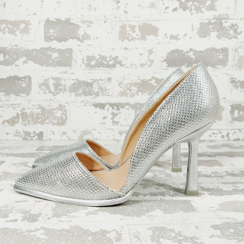 NEW Mia Ciana Silver Rhinestone Pointed Toe High Heel Pumps A411